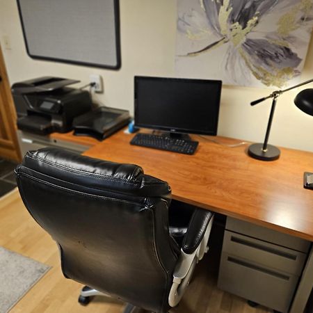 Furnished 1Br Apt With Equipped Office- North Seattle Exterior photo
