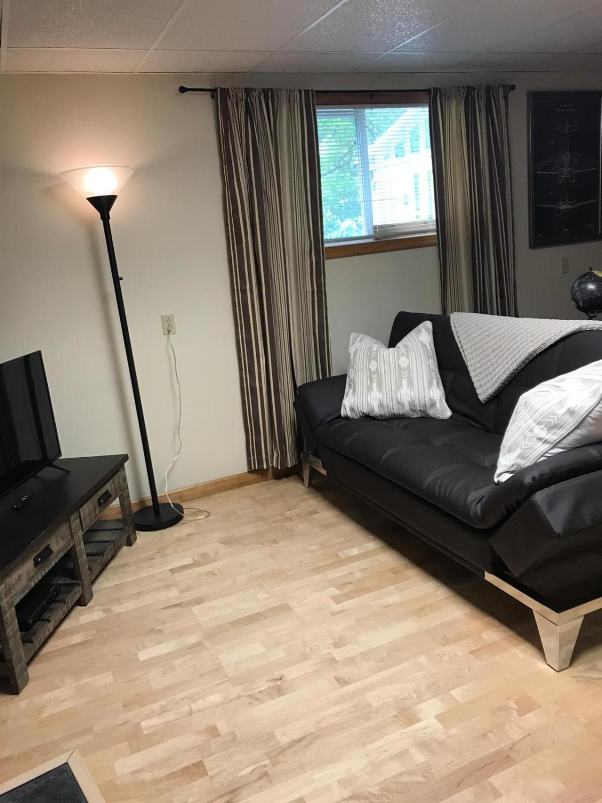 Furnished 1Br Apt With Equipped Office- North Seattle Exterior photo